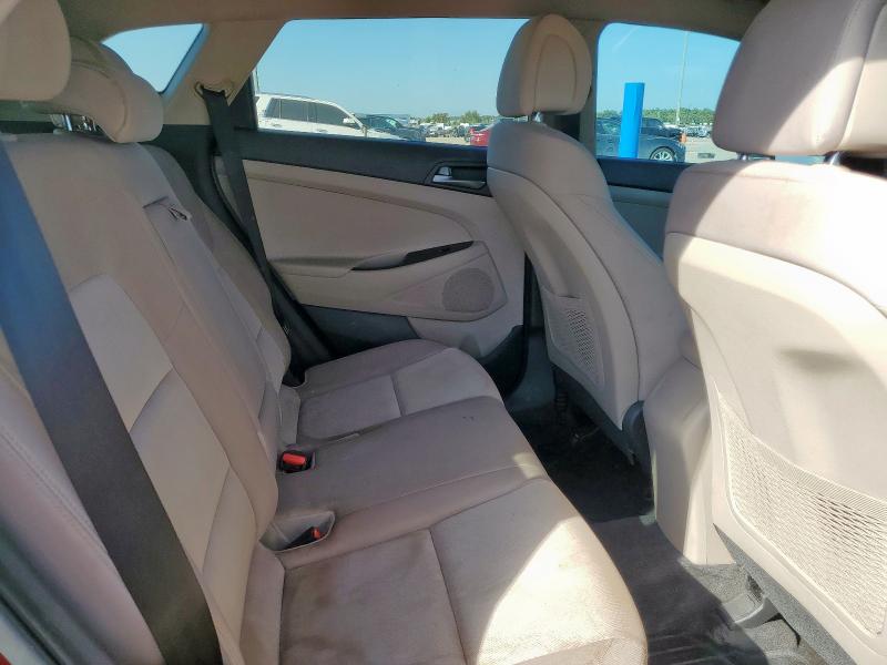 Photo 10 from auction – 2016 HYUNDAI TUCSON LIM with VIN KM8J33A23GU184474