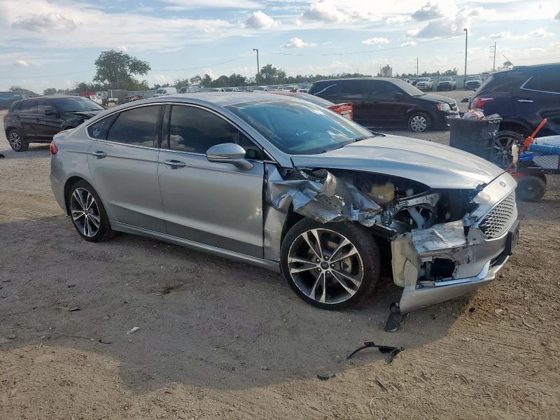 Photo 4 from auction – 2020 FORD FUSION TIT with VIN 3FA6P0D99LR117309