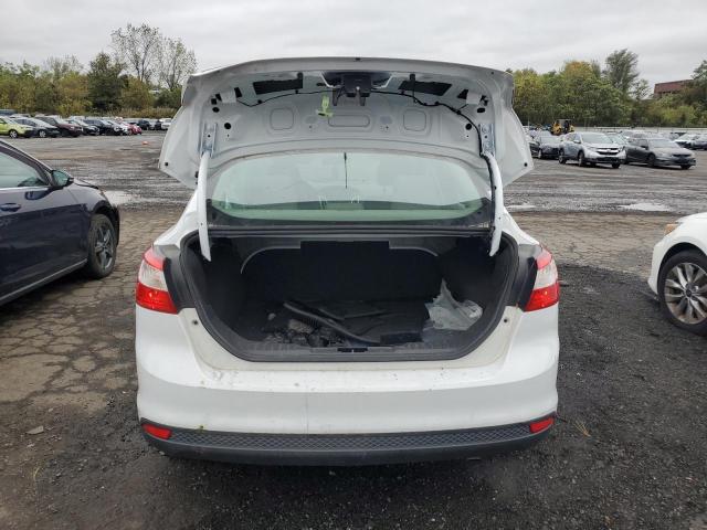 Photo 6 from auction – 2014 FORD FOCUS SE with VIN 1FADP3F22EL415856