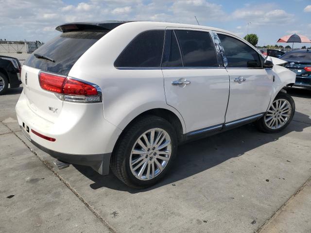 Photo 3 from auction – 2011 LINCOLN MKX with VIN 2LMDJ6JK0BBJ31447