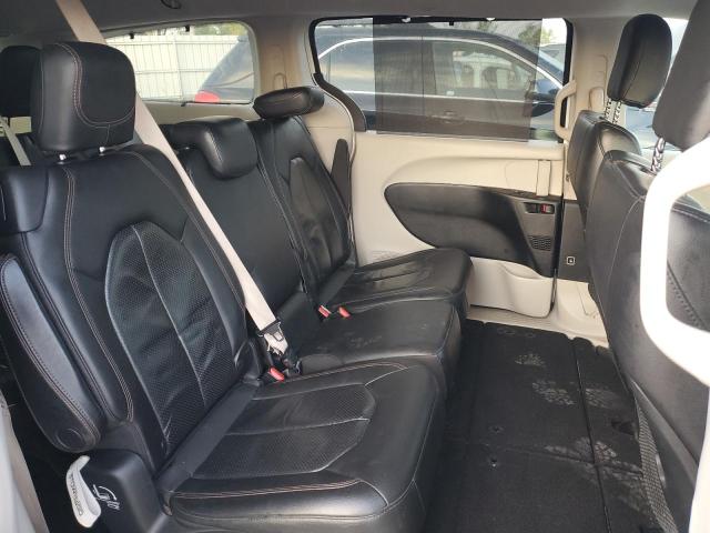 Photo 11 from auction – 2018 CHRYSLER PACIFICA T with VIN 2C4RC1BG7JR217423