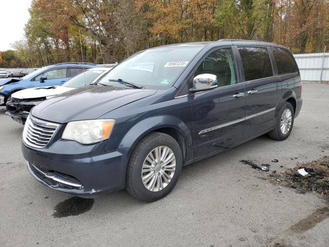 Photo 1 from auction – 2013 CHRYSLER TOWN & COU with VIN 2C4RC1CG6DR695738