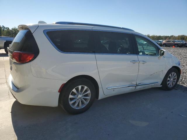 Photo 3 from auction – 2018 CHRYSLER PACIFICA T with VIN 2C4RC1BG7JR113661