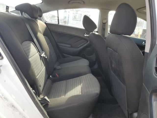 Photo 10 from auction – 2018 KIA FORTE LX with VIN 3KPFL4A70JE279043