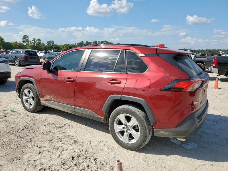 Photo 2 from auction – 2019 TOYOTA RAV4 XLE with VIN JTMW1RFV5KD033294