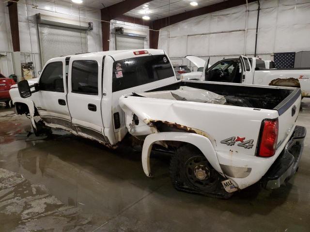 Photo 2 from auction – 2005 CHEVROLET SILVERADO with VIN 1GCHK232X5F896009