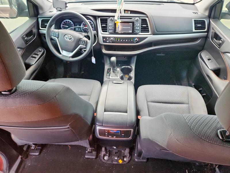 Photo 8 from auction – 2016 TOYOTA HIGHLANDER with VIN 5TDZKRFH9GS183523