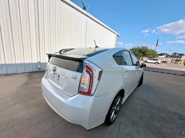 Photo 4 from auction – 2013 TOYOTA PRIUS with VIN JTDKN3DU1D1653302