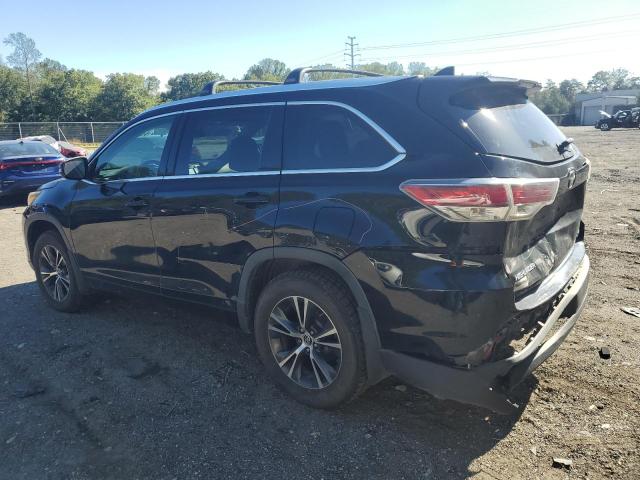 Photo 2 from auction – 2016 TOYOTA HIGHLANDER with VIN 5TDJKRFH5GS266816