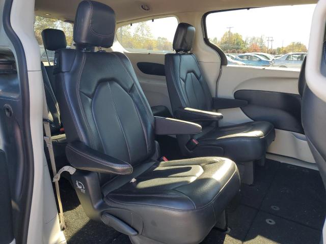 Photo 11 from auction – 2020 CHRYSLER PACIFICA T with VIN 2C4RC1BG9LR140024