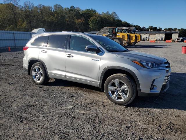 Photo 4 from auction – 2019 TOYOTA HIGHLANDER with VIN 5TDDGRFH4KS076559