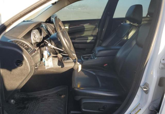 Photo 7 from auction – 2019 CHRYSLER 300 LIMITE with VIN 2C3CCAEG8KH686551
