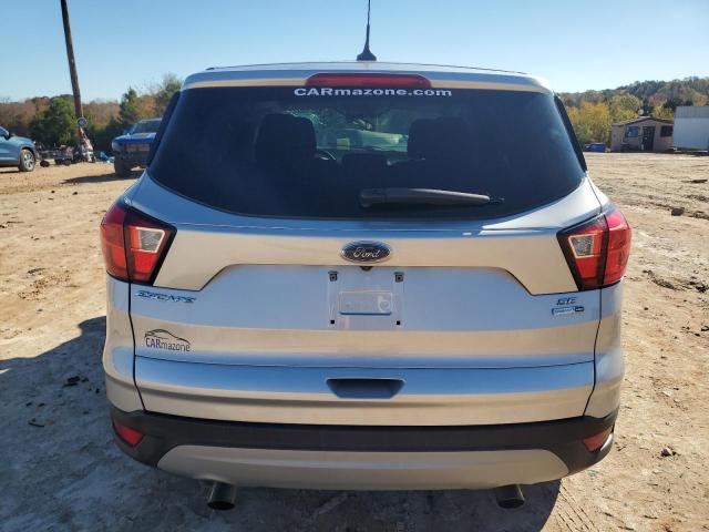 Photo 6 from auction – 2019 FORD ESCAPE SE with VIN 1FMCU9GD1KUB41200