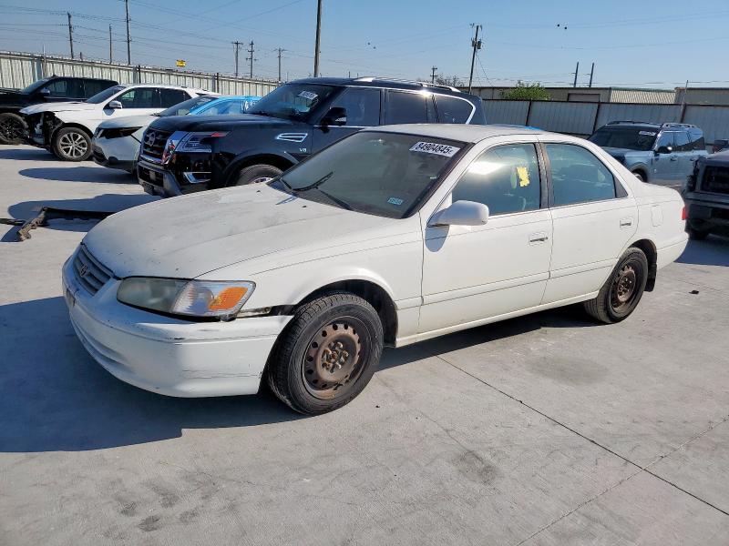 TOYOTA CAMRY CE 2001 with VIN JT2BG22K810545789 - Photo from auction