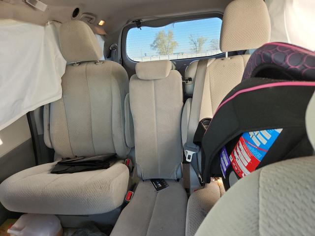 Photo 10 from auction – 2013 TOYOTA SIENNA LE with VIN 5TDKK3DC5DS280476