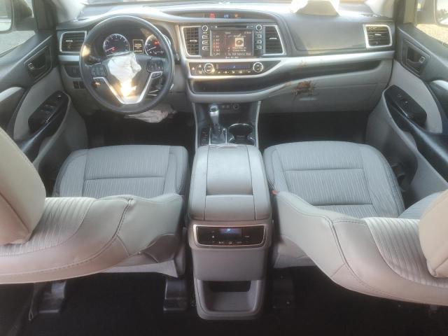 Photo 8 from auction – 2018 TOYOTA HIGHLANDER with VIN 5TDZZRFH8JS283745