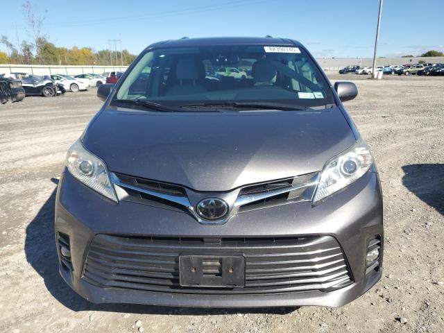 Photo 5 from auction – 2018 TOYOTA SIENNA XLE with VIN 5TDYZ3DC9JS960480