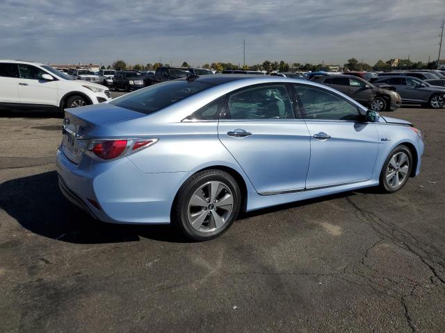 Photo 3 from auction – 2012 HYUNDAI SONATA HYB with VIN KMHEC4A46CA046108