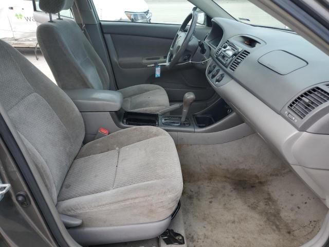 Photo 7 from auction – 2004 TOYOTA CAMRY LE with VIN 4T1BE32K44U928043