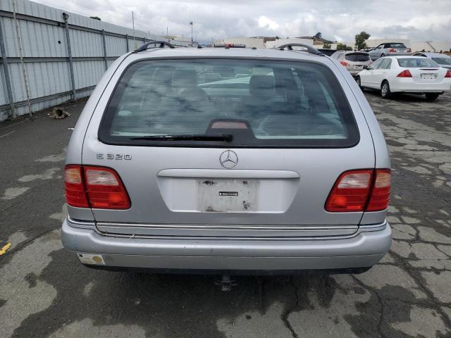 Photo 6 from auction – 1999 MERCEDES-BENZ E 320 with VIN WDBJH65F2XA743842