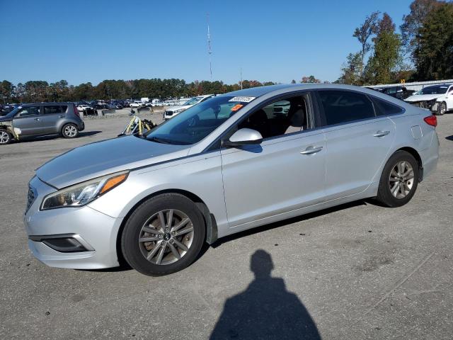 HYUNDAI SONATA SE 2016 with VIN 5NPE24AF3GH340542 - Photo from auction