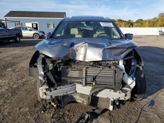 Photo 5 from auction – 2019 BUICK ENCLAVE ES with VIN 5GAEVAKW0KJ272304
