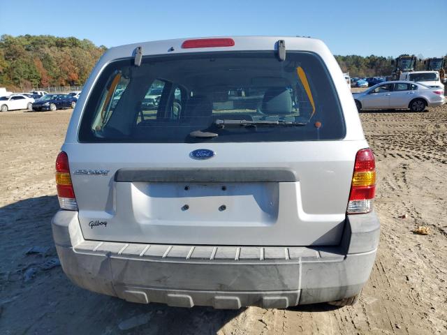 Foto 6 de la subasta – 2005 FORD ESCAPE XLS con VIN 1FMCU92Z65DA18032
