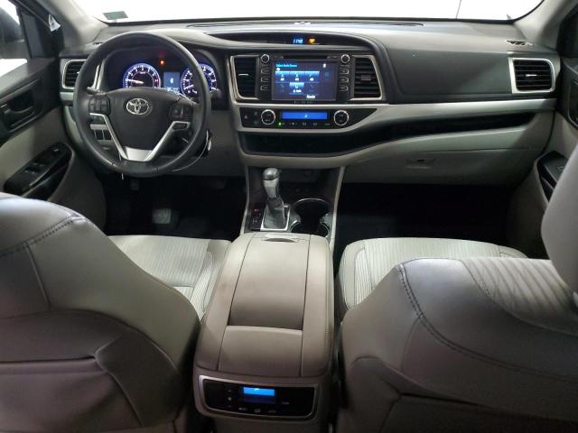 Photo 8 from auction – 2016 TOYOTA HIGHLANDER with VIN 5TDBKRFH0GS345279