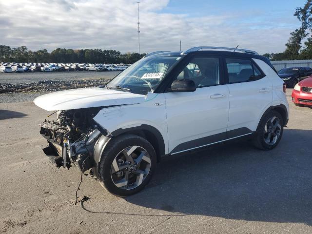Photo 1 from auction – 2024 HYUNDAI VENUE SEL with VIN KMHRC8A33RU321019