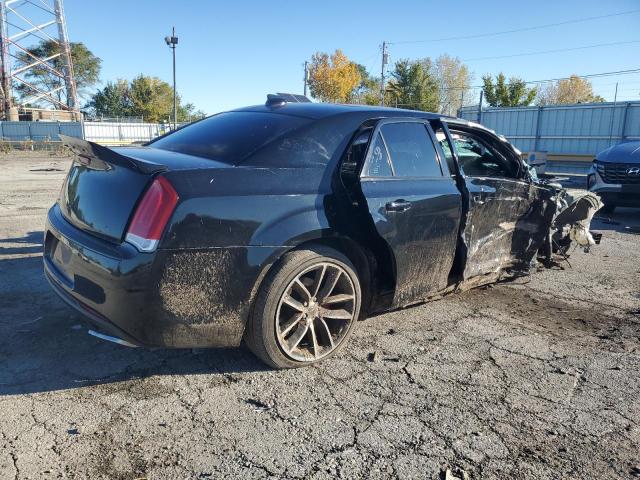 Photo 3 from auction – 2016 CHRYSLER 300C with VIN 2C3CCAEG6GH287080