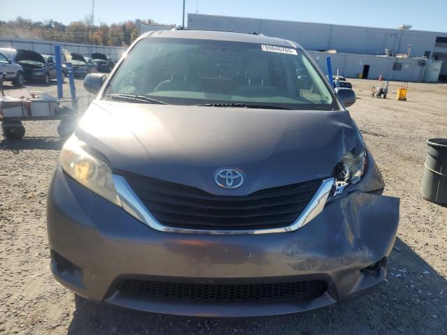 Photo 5 from auction – 2012 TOYOTA SIENNA LE with VIN 5TDJK3DC2CS043177