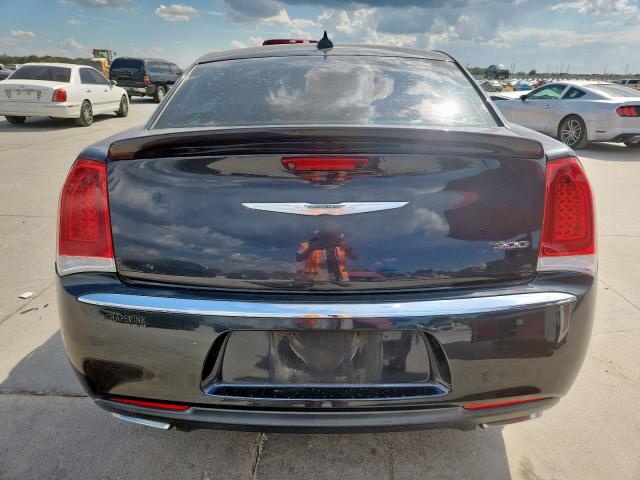 Photo 6 from auction – 2015 CHRYSLER 300 with VIN 2C3CCAAG9FH931448