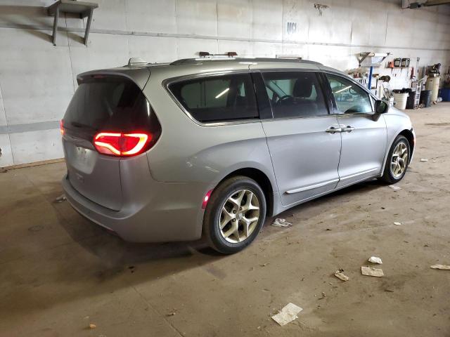 Photo 3 from auction – 2017 CHRYSLER PACIFICA T with VIN 2C4RC1EG5HR832445