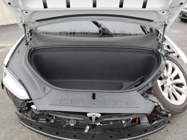 Photo 12 from auction – 2018 TESLA MODEL X with VIN 5YJXCAE24JF137449