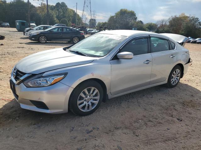 NISSAN ALTIMA 2.5 2017 with VIN 1N4AL3AP1HC285803 - Photo from auction