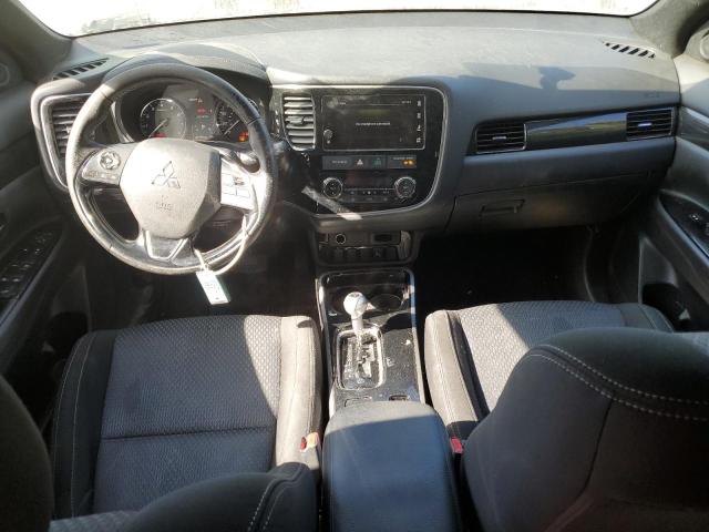 Photo 8 from auction – 2018 MITSUBISHI OUTLANDER with VIN JA4AZ3A38JZ062774