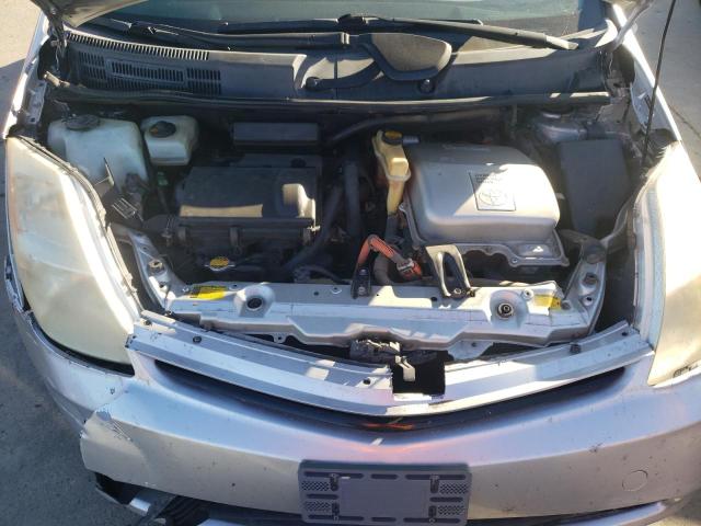 Photo 11 from auction – 2005 TOYOTA PRIUS with VIN JTDKB20U457040338