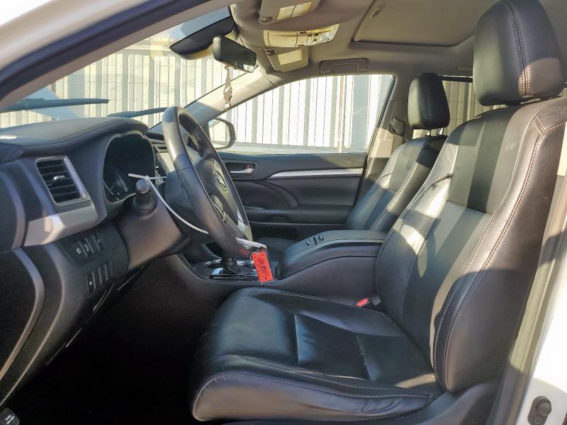 Photo 7 from auction – 2018 TOYOTA HIGHLANDER with VIN 5TDJZRFH2JS892312