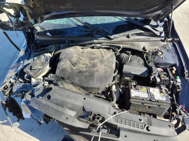 Photo 11 from auction – 2017 KIA CADENZA PR with VIN KNALB4J12H5039366
