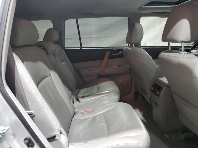 Photo 11 from auction – 2008 TOYOTA HIGHLANDER with VIN JTEEW44A082016774