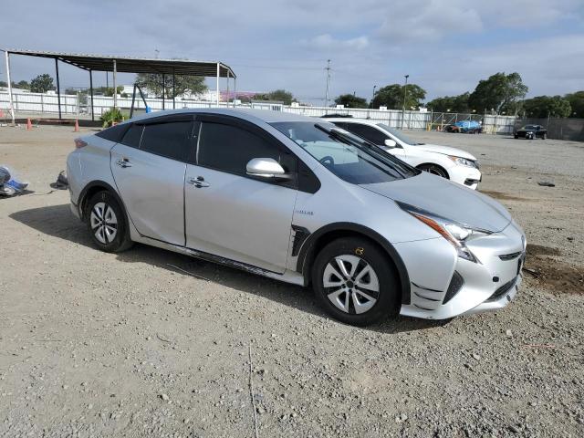Photo 4 from auction – 2017 TOYOTA PRIUS with VIN JTDKBRFU5H3031062