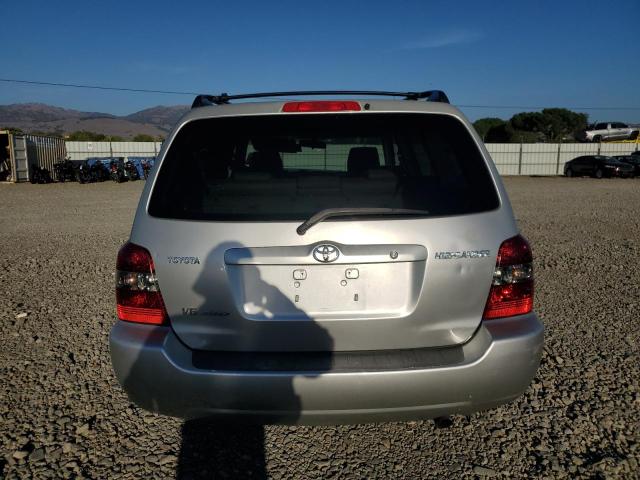 Photo 6 from auction – 2004 TOYOTA HIGHLANDER with VIN JTEEP21A740059388