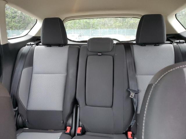 Photo 10 from auction – 2017 FORD ESCAPE SE with VIN 1FMCU9GD2HUB82864