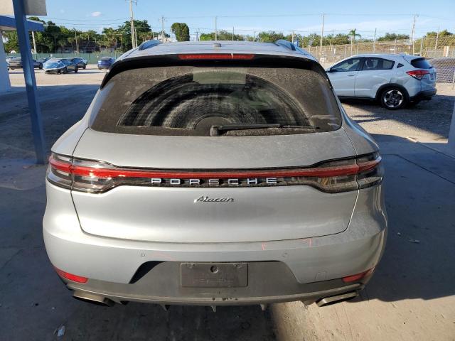 Photo 6 from auction – 2019 PORSCHE MACAN with VIN WP1AA2A58KLB00757