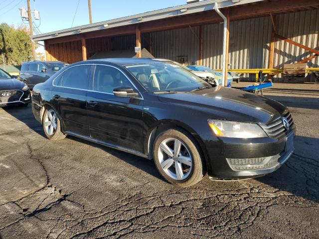 Photo 4 from auction – 2014 VOLKSWAGEN PASSAT S with VIN 1VWAT7A34EC032806