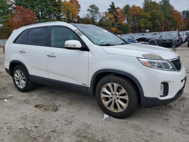 Photo 4 from auction – 2014 KIA SORENTO EX with VIN 5XYKUDA70EG538487