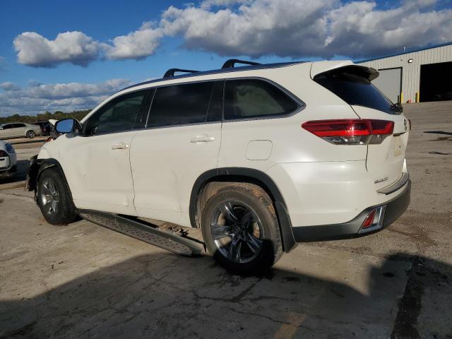 Photo 2 from auction – 2017 TOYOTA HIGHLANDER with VIN 5TDYZRFH1HS232531