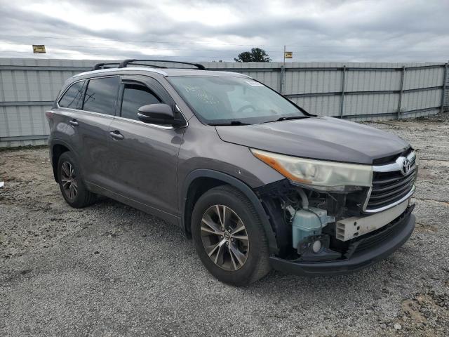 Photo 4 from auction – 2016 TOYOTA HIGHLANDER with VIN 5TDJKRFH6GS282863