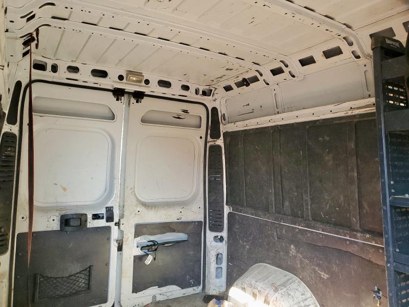 Photo 11 from auction – 2018 RAM PROMASTER 2500 with VIN 3C6TRVDG3JE155049