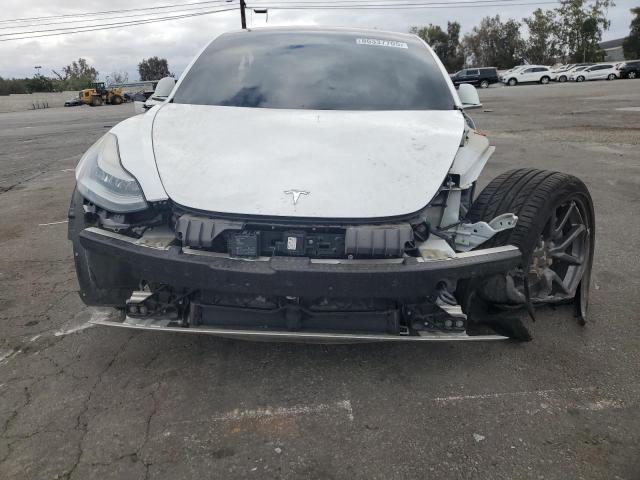 Photo 5 from auction – 2018 TESLA MODEL 3 with VIN 5YJ3E1EA2JF162544